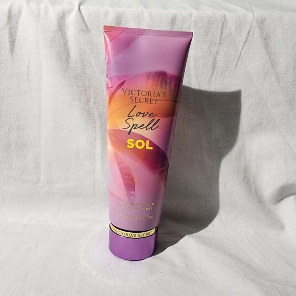 Victoria's Secret Love Spell Sol Fragrance Lotion 8 oz New Sealed Body Lotion
